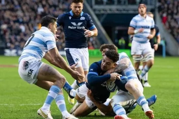 Los Pumas cerraron la gira por Gran Bretaña con una categórica derrota ante Escocia