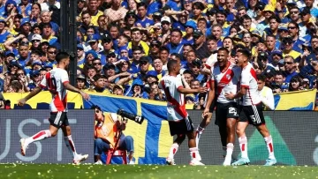 River fue efectivo en ataque, una muralla en defensa y festejó en La Bombonera