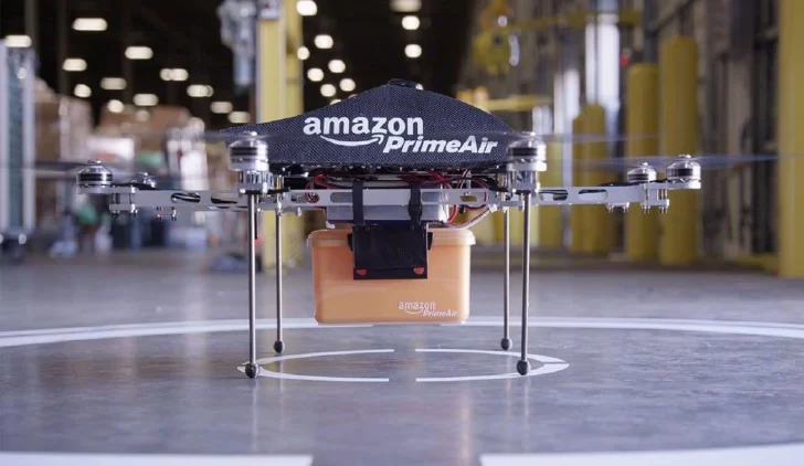 Estados Unidos habilitó a Amazon para realizar entregas de paquetes con drones