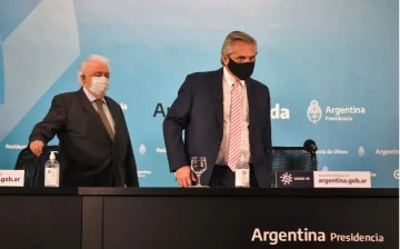 Fernández dijo que será el primero en recibir la vacuna rusa “para que nadie tenga miedo”