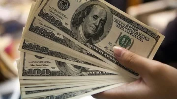 A pesar de la intervención del BCRA, el dólar aumentó 6,6% y cerró en $62,18