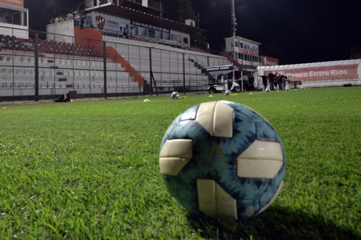 El fútbol argentino se pone en marcha con cinco amistosos