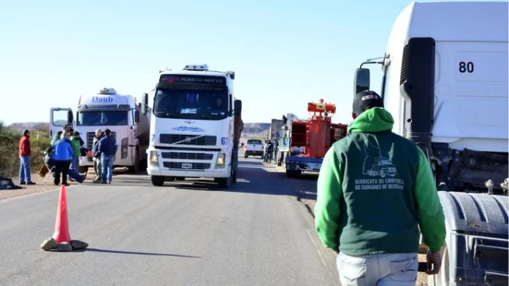 El Gobierno le aplicará una sanción multimillonaria a Camioneros