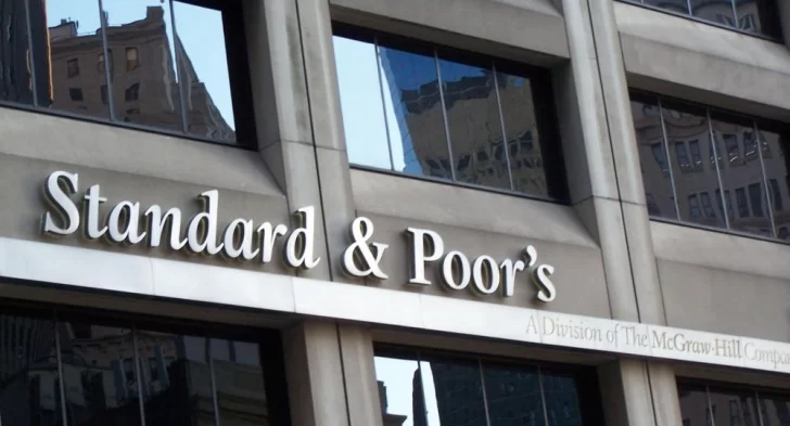 Standard & Poor’s anunció que Argentina volvió a estar afuera del “default selectivo”