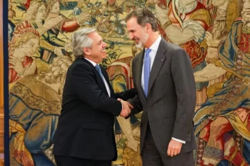 El rey de España recibió a Fernández en el Palacio de la Zarzuela