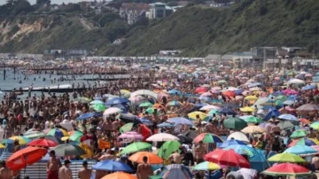 Descontrol en las playas inglesas por ola de calor: temen rebrote de coronavirus