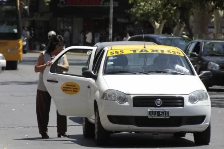 Este viernes sube la tarifa de taxis: la bajada de bandera costará un 14% más