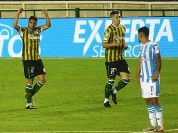 Pizzi no tuvo el debut deseado en Racing: Banfield ganó 2-0