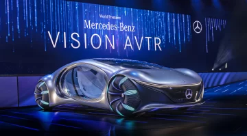 Mercedes Benz presentó su nuevo auto eléctrico-futurista inspirado en “Avatar”