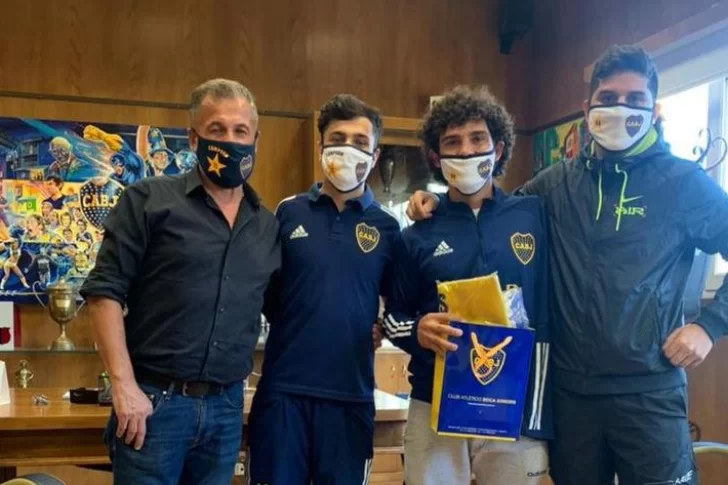 Boca recibió al Wey Zapata: “Es un ejemplo de la garra xeneize”