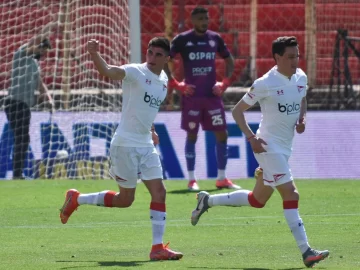 Estudiantes, con el método Zielinski, festejó en Santa Fe ante Unión