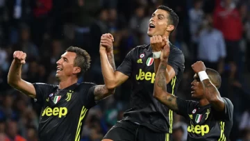 ¿Cuánto cobra por año CR7 en la Juventus?