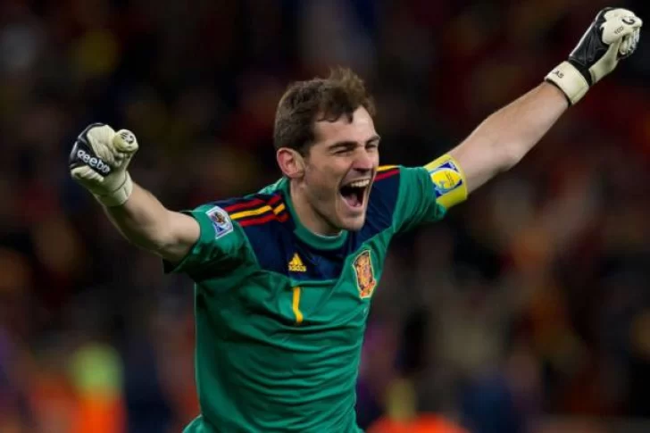 Iker Casillas se retiró del fútbol ante la incertidumbre sobre su salud