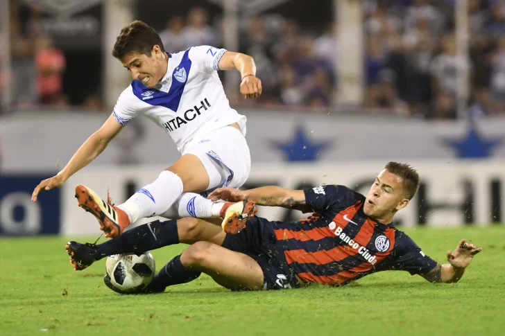 El empate entre Vélez y San Lorenzo condenó al descenso a Chacarita