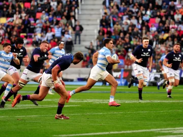 Los Pumas derrotaron agónicamente a Escocia  y se quedaron con la serie internacional