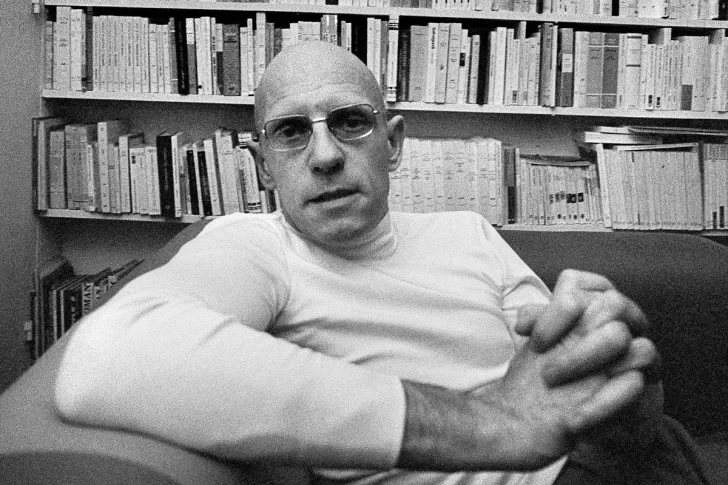 Acusaron al filósofo Michel Foucault de haber abusado sexualmente de niños en Túnez