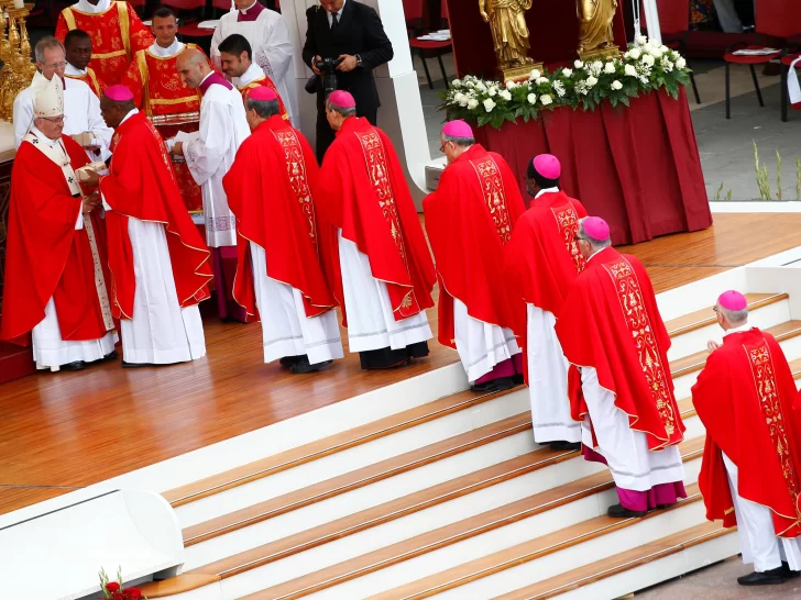 Lozano, presente en el rito de bendición de los Palios en el Vaticano