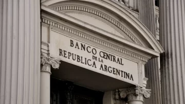 Bancos deberán pedir autorización del BCRA para poder girar utilidades al exterior