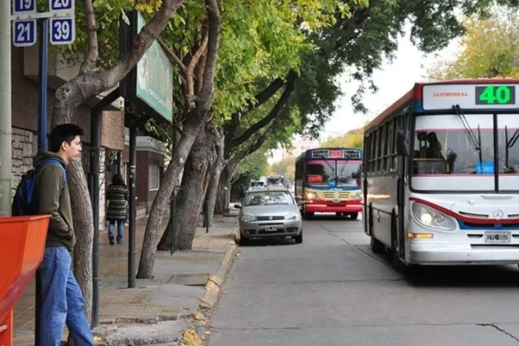 La UTA anunció paro nacional de colectivos para el 12 de julio