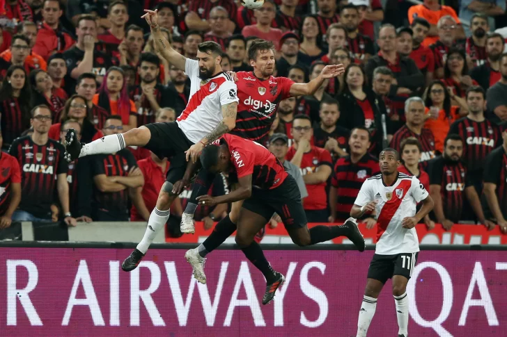 River cayó 1 a 0 ante Paranaense y deberá revertir el resultado en el Monumental