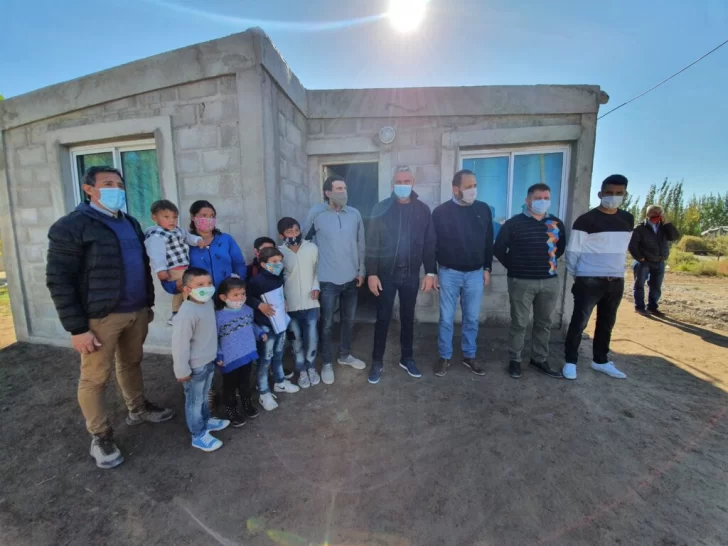 Entregaron la segunda tanda de “Módulos Habitacionales Sismoresistentes” en Sarmiento