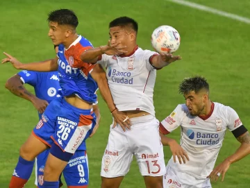 Huracán logró un empate ante Unión, que mereció más