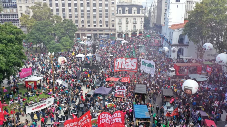 A 46 años del golpe, hubo marchas y actos multitudinarios en todo el país