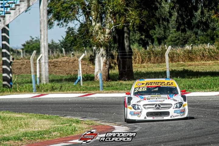 Con un 5º puesto, Roca se destacó entre los sanjuaninos en el inicio del Top Race