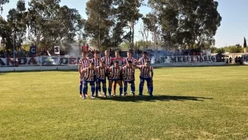 Peñarol derrotó a Estudiantes de San Luis en Chimbas y obtuvo su primera victoria