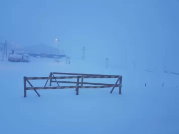 Nevó en Veladero y la sensación térmica fue de 16 grados bajo cero