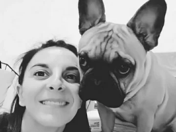 La familia de Melina pide ayuda para afrontar el tratamiento de su perrito: “Un milagro de amor”