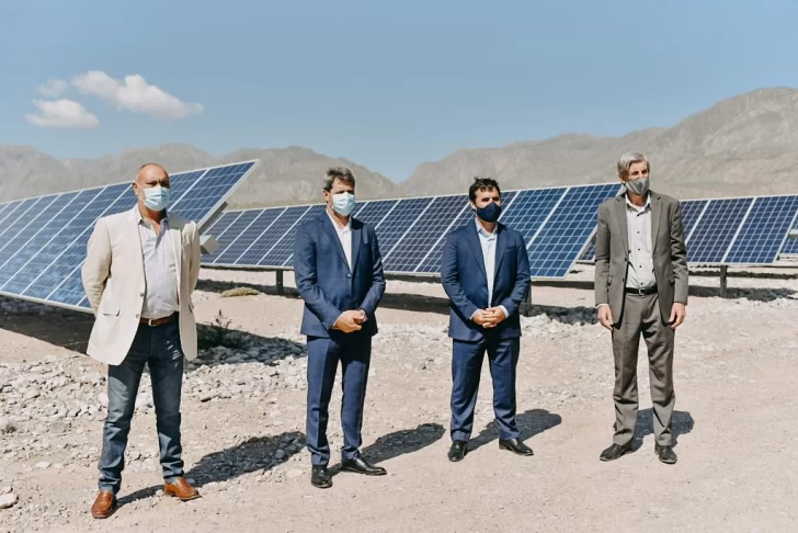 Uñac y el secretario de Energía de Nación inauguraron la planta solar de Anchipurac