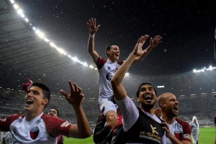 Colón hizo historia y se metió en la final de la Sudamericana