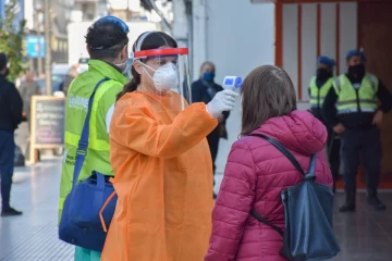 Un investigador del Conicet indicó que hay “7 casos no detectados por cada uno de los detectados”