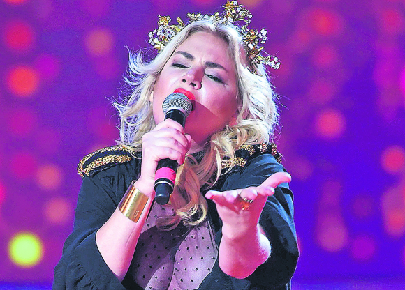 Esmeralda Mitre dio positivo de coronavirus: ¿fue al Cantando sabiendo que estaba infectada?