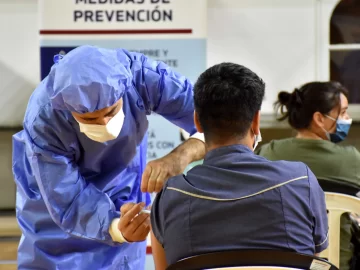 Reportan 4.482 contagios de coronavirus en el país, un 27% menos que la semana pasada