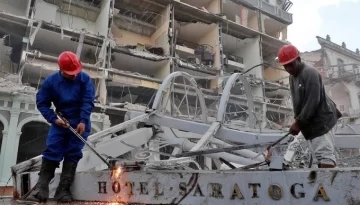 Ascienden a 31 los muertos por la explosión de un hotel en Cuba