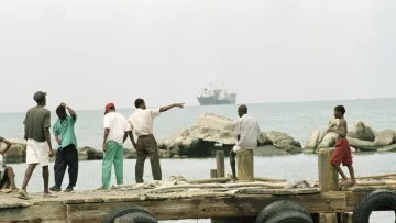 Emiten alerta de tsunami por el violento terremoto registrado cerca de la costa de Haití