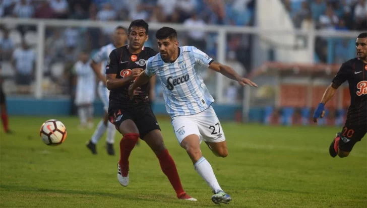 Atlético Tucumán no pudo con Libertad y cayó en el debut