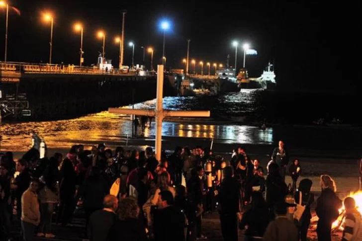 Via Crucis submarino en Puerto Madryn