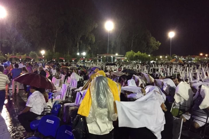 Por la tormenta, Albardón se quedó sin su segunda noche de fiesta