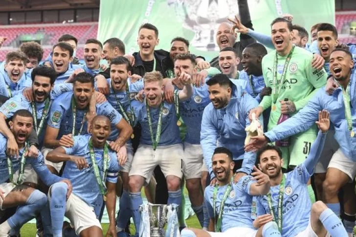 Manchester City se consagró campeón por cuarta vez seguida en la Copa de la Liga