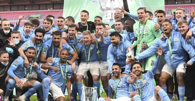 Manchester City se consagró campeón por cuarta vez seguida en la Copa de la Liga