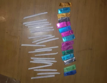 Los sorprendieron violando la cuarentena con 25 porros y 15 dosis de cocaína