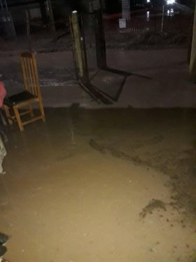 Por la intensa lluvia, 16 familias fueron evacuadas en 9 de Julio