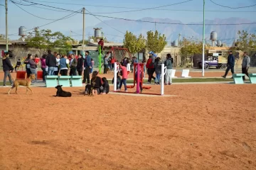 Un cierre diferente: mejoraron una plaza