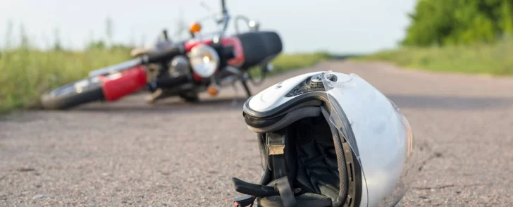 En menos de tres horas, dos motociclistas hospitalizados por chocar con perros