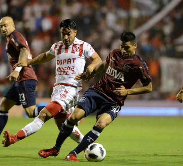 Unión goleó a Talleres y lo bajó de la zona de Libertadores