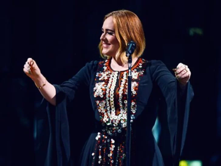 Adele publicó su antes y después con el mismo vestido