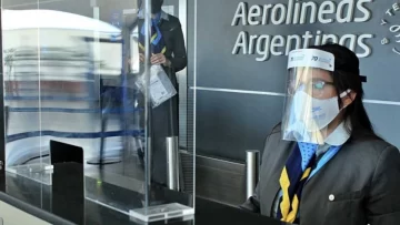 Aerolíneas Argentinas pagará el 50% del sueldo a sus empleados